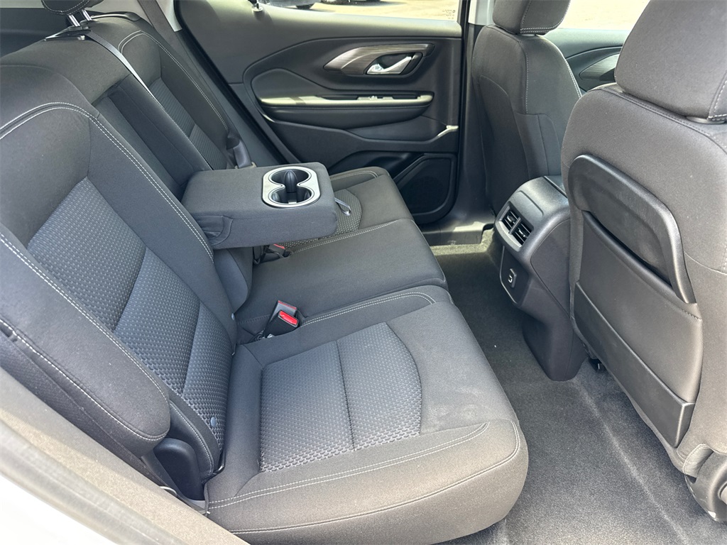 2024 Gmc Terrain SLE photo 14