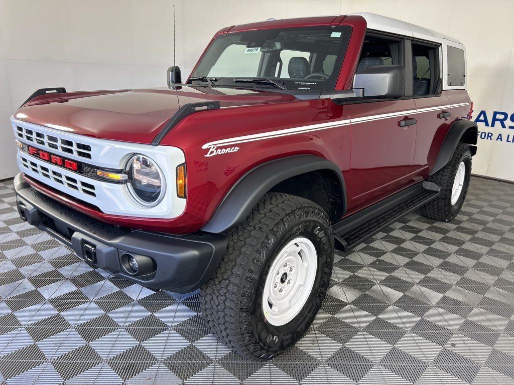2025 Ford Bronco 4-Door Heritage Editon's photo
