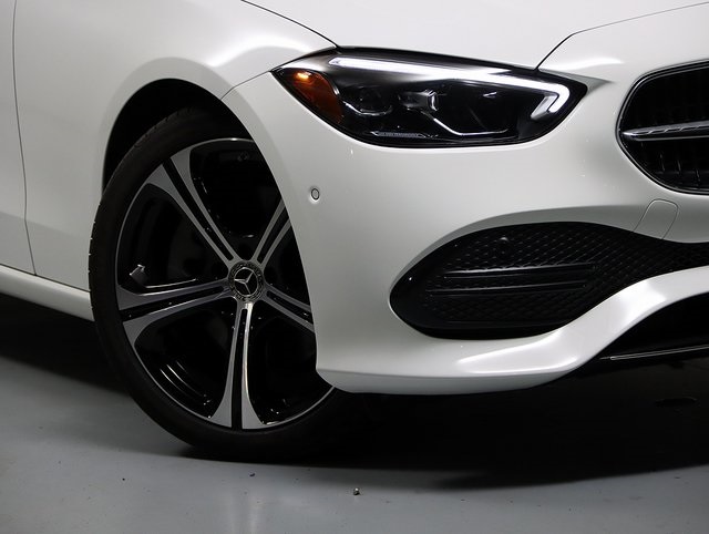 2025 Mercedes Benz C 300 4MATIC photo 3