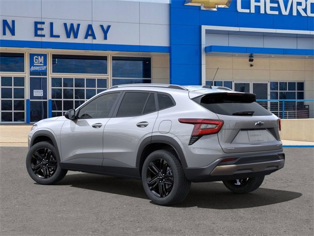 2025 Chevrolet Trax ACTIV photo 2