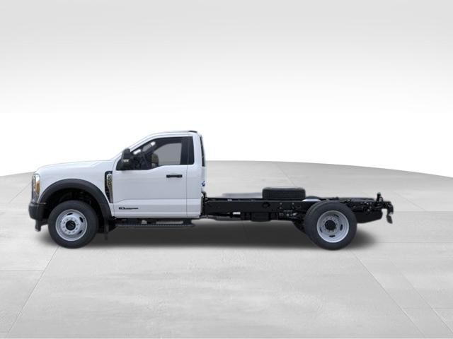 2026 Ford F-550 XL photo 3