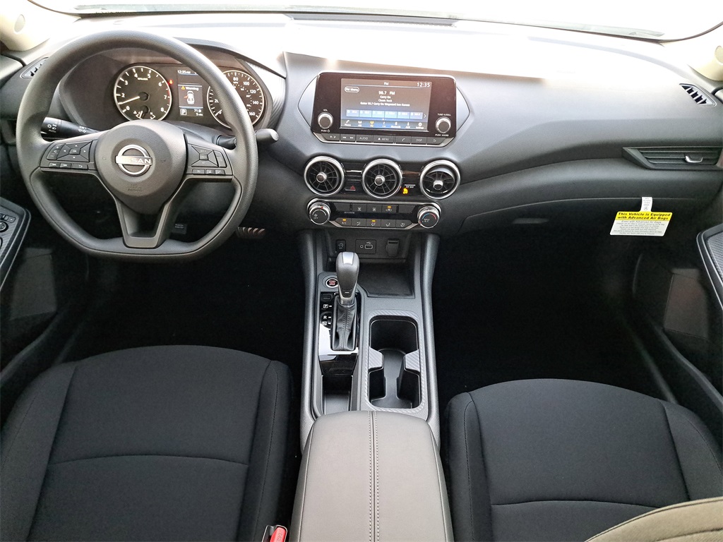 2025 Nissan Sentra S photo 15