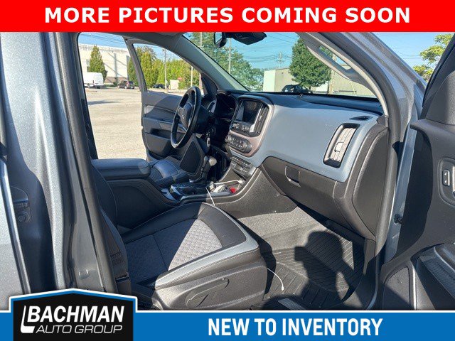 2021 Chevrolet Colorado Z71 photo 2