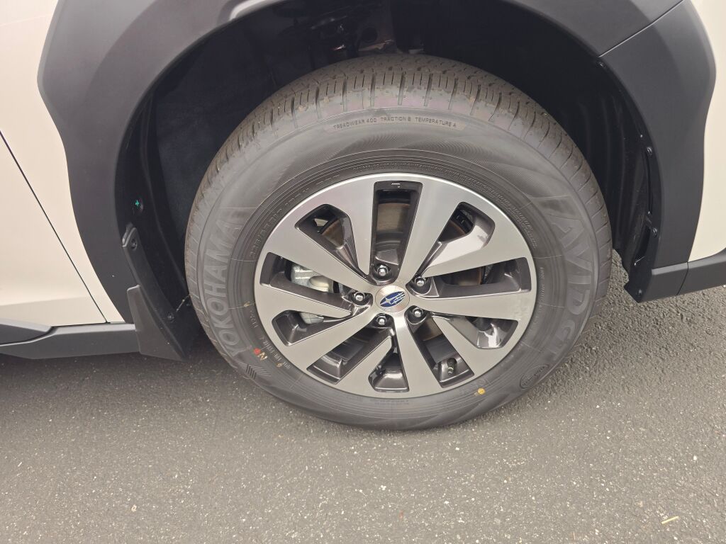 2025 Subaru Outback Premium photo 4