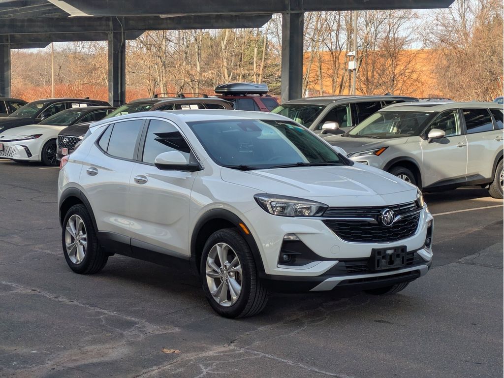 2020 Buick Encore GX Preferred's photo