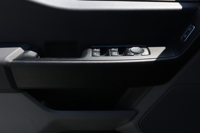 2024 Ford F-350 photo 22