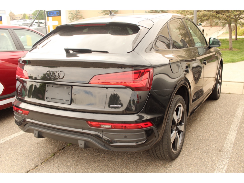 2022 Audi Q5 Sportback S line Premium Plus photo 3