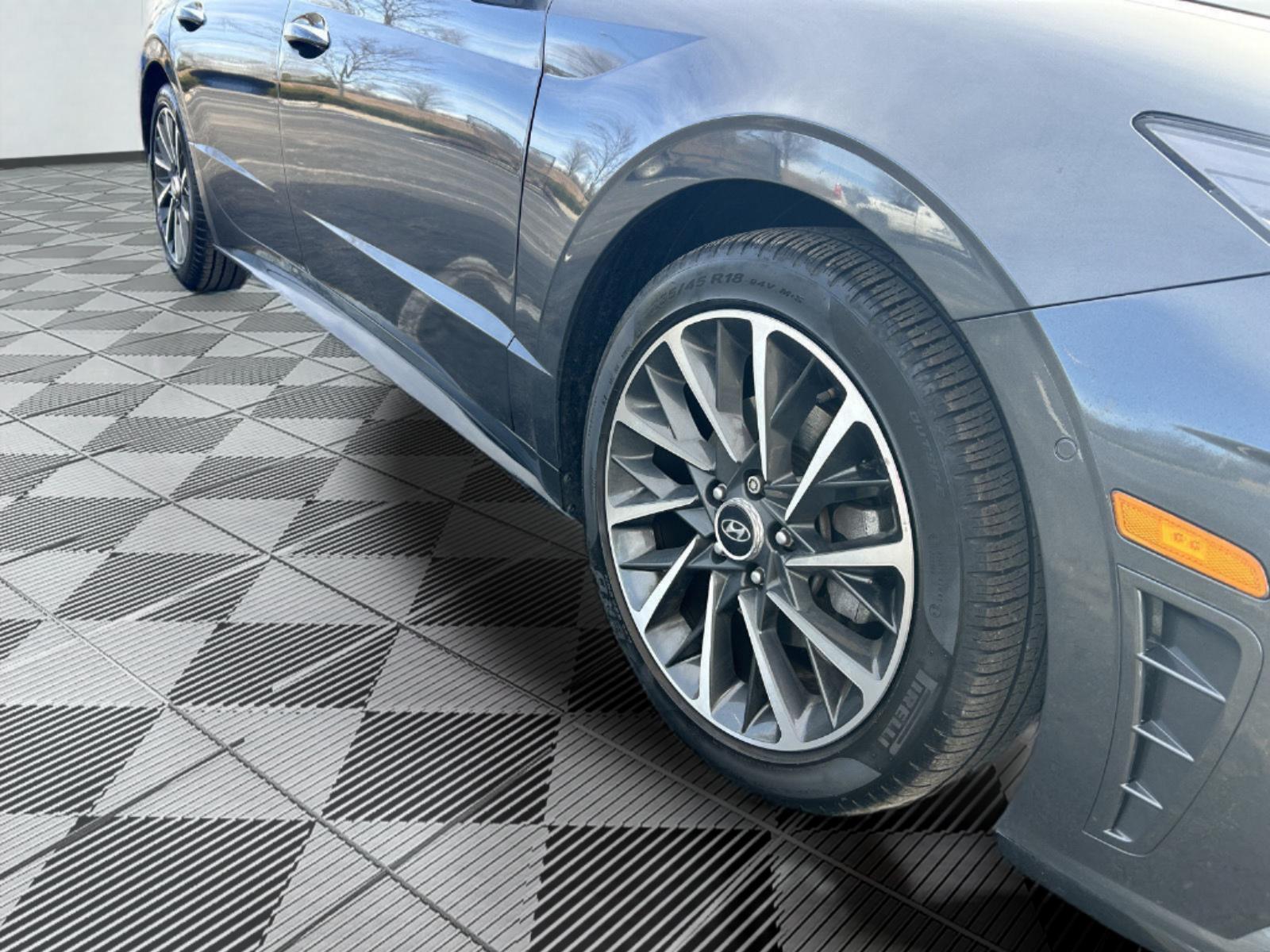 Used 2022 Hyundai Sonata Limited with VIN KMHL34J21NA179657 for sale in Kansas City