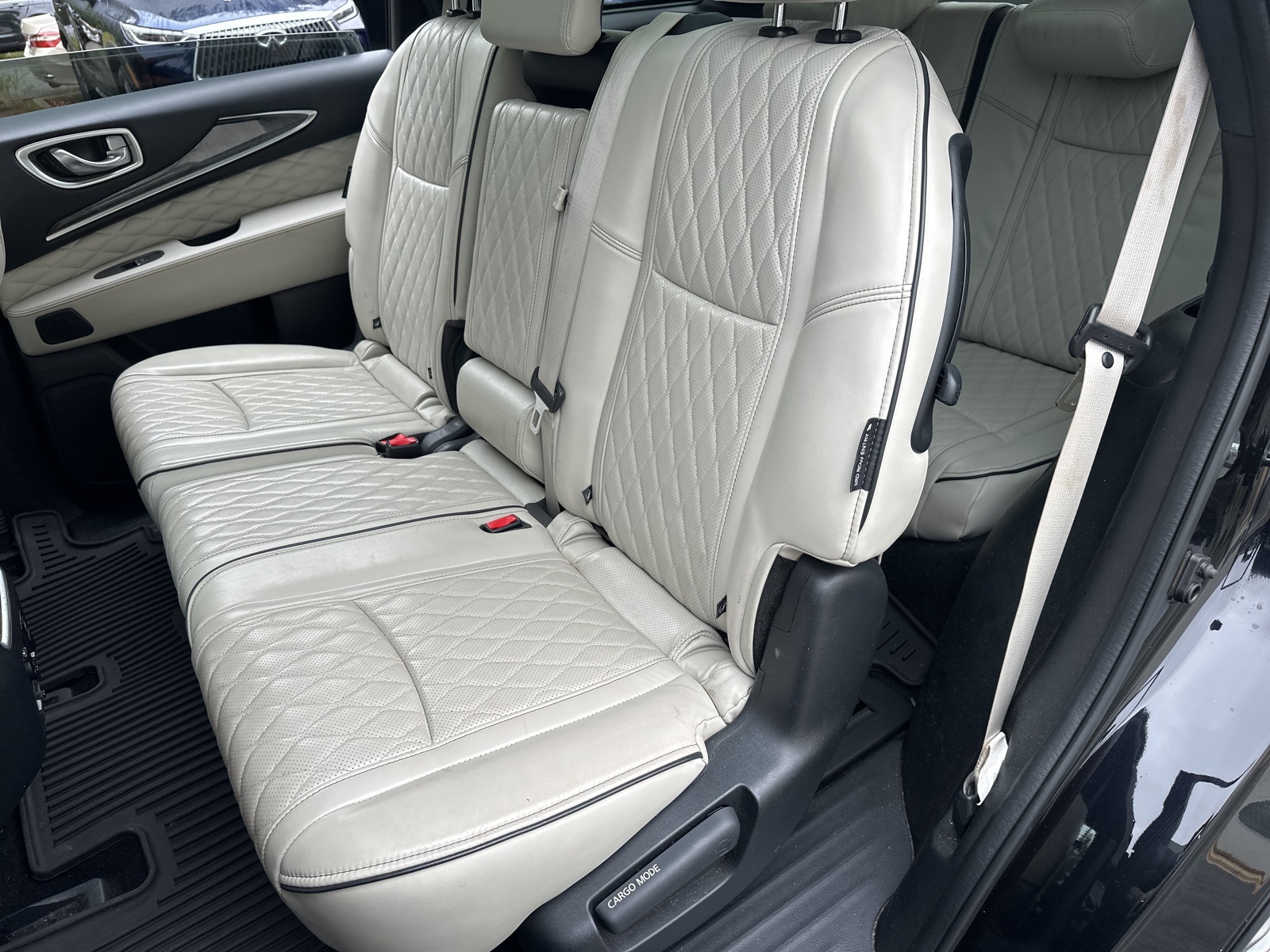 2019 Infiniti QX60 Luxe photo 35