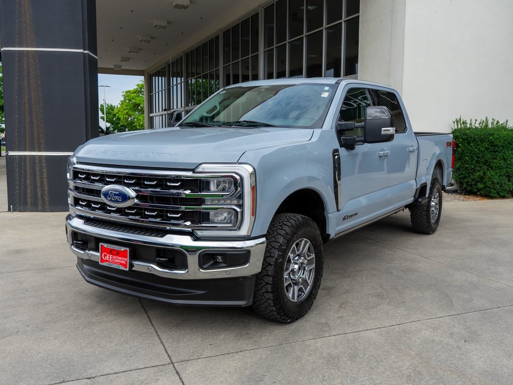 2024 Ford F-250 photo 3
