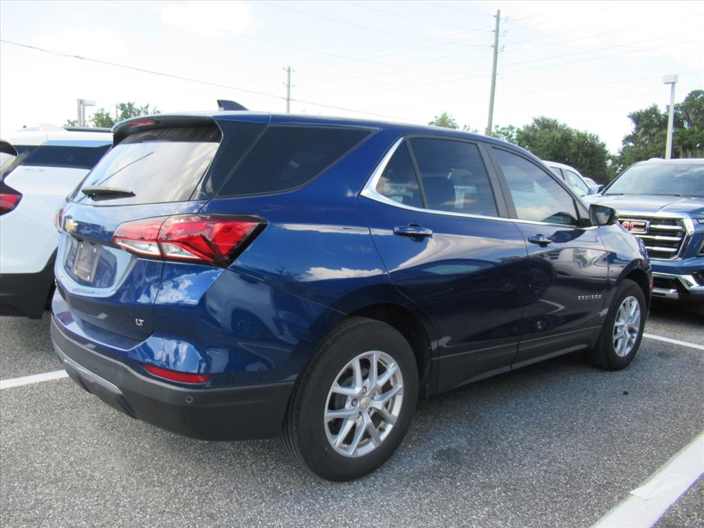 2023 Chevrolet Equinox LT photo 4