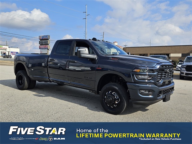 2026 RAM Ram 3500 Pickup Big Horn's photo