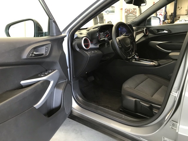 2024 Chevrolet Trax photo 11