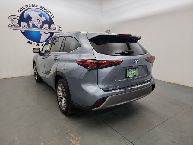 2021 Toyota Highlander Hybrid Platinum photo 4