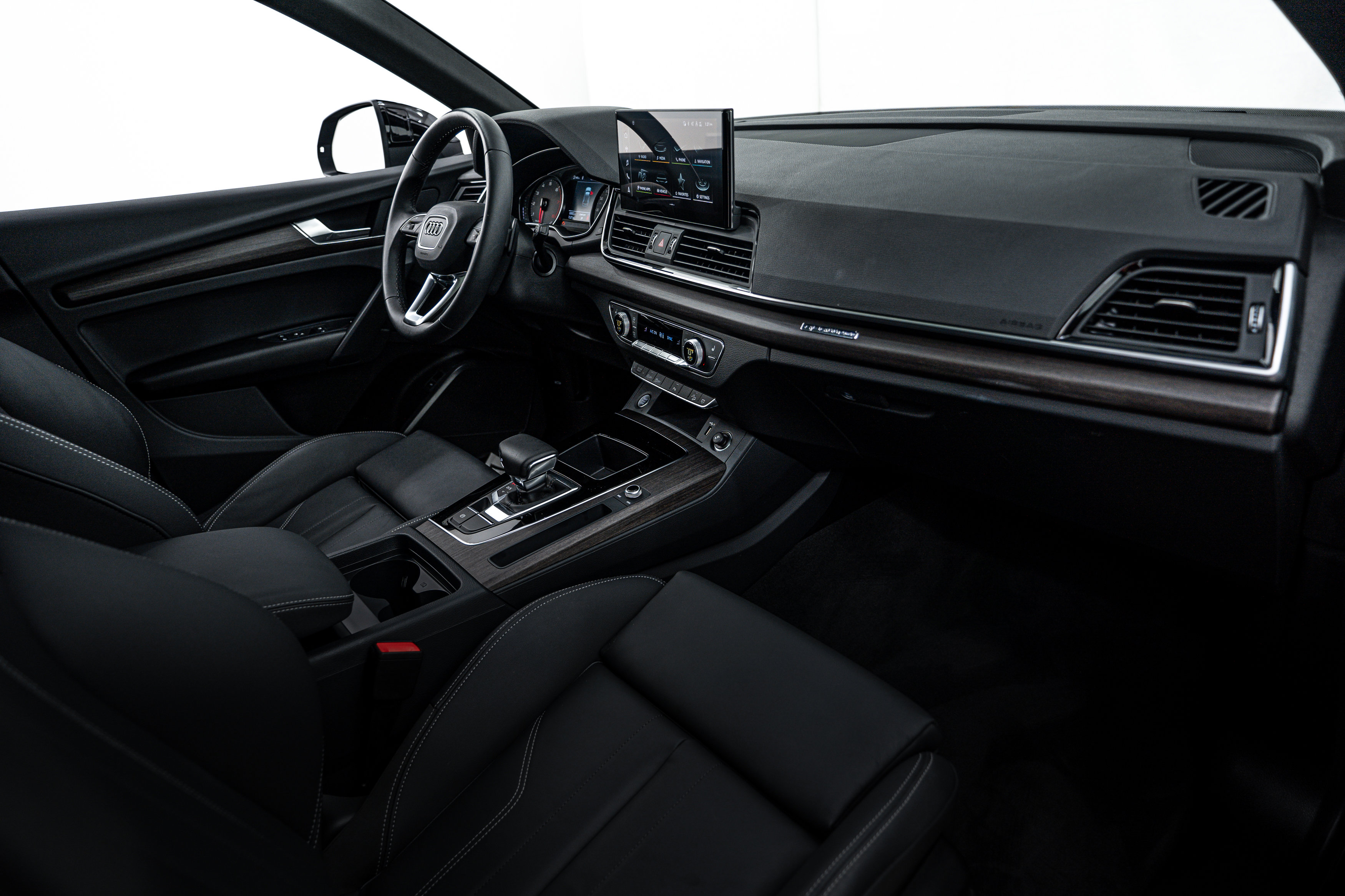 2025 Audi Q5 Sportback S line Premium photo 6