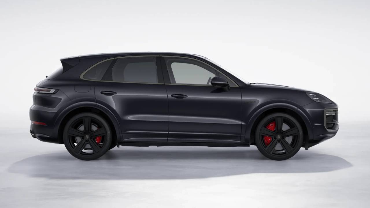 2026 Porsche Cayenne E-Hybrid Turbo photo 7
