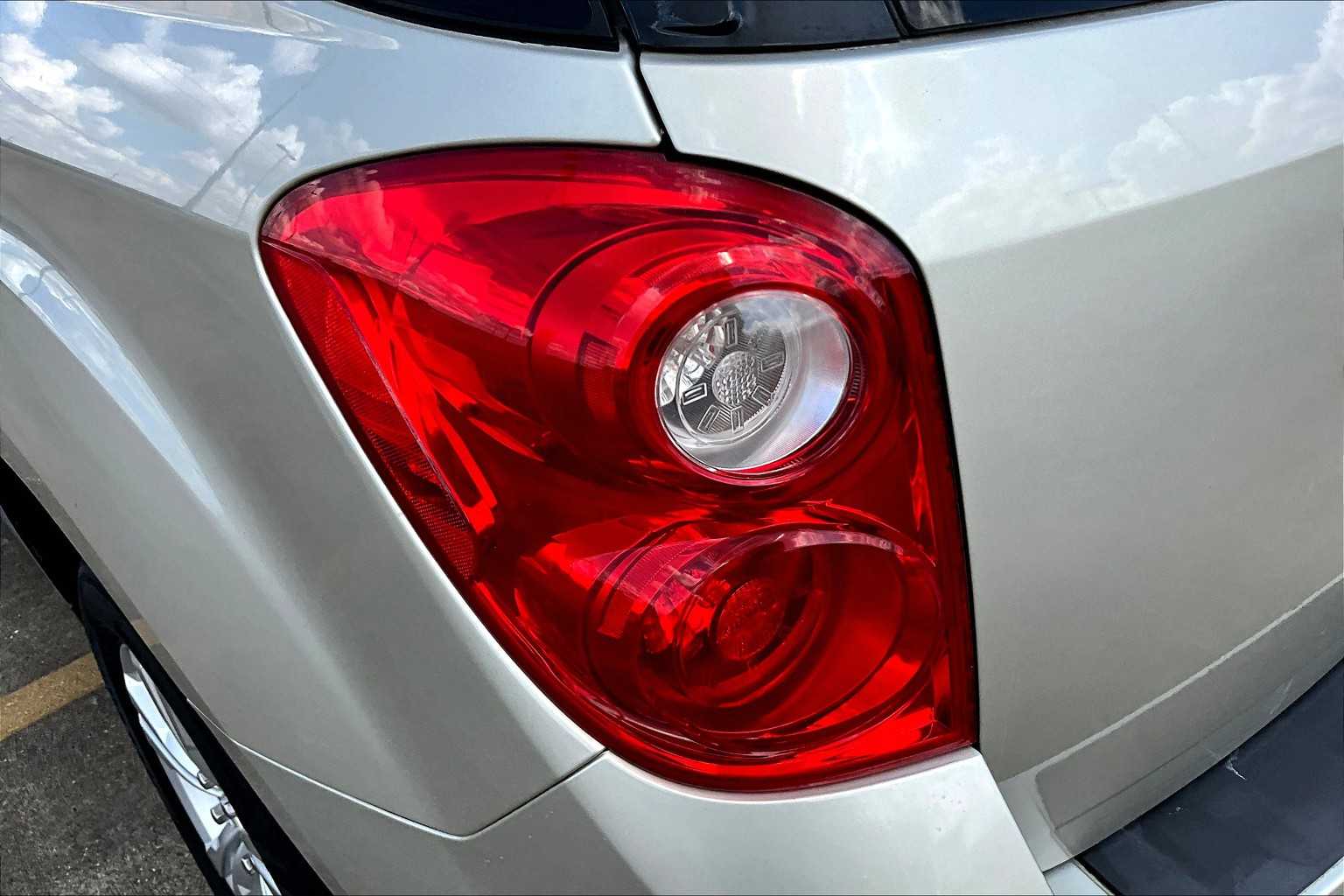 2013 Chevrolet Equinox LT photo 26