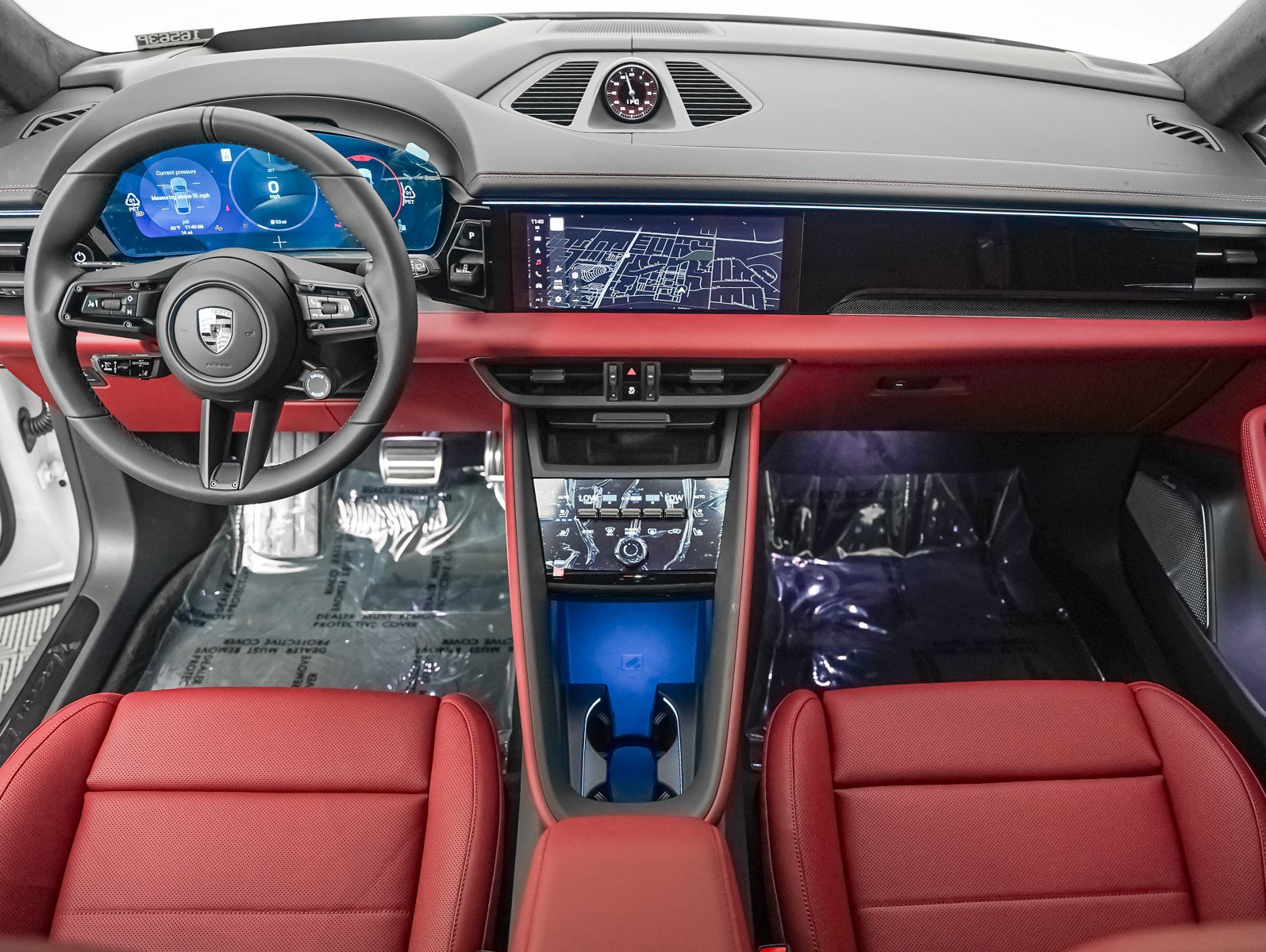 2025 Porsche Macan Electric Turbo photo 14