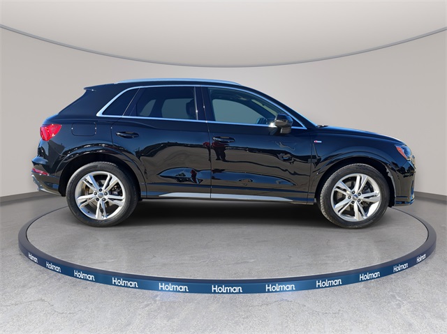 2021 Audi Q3 S line Premium photo 4