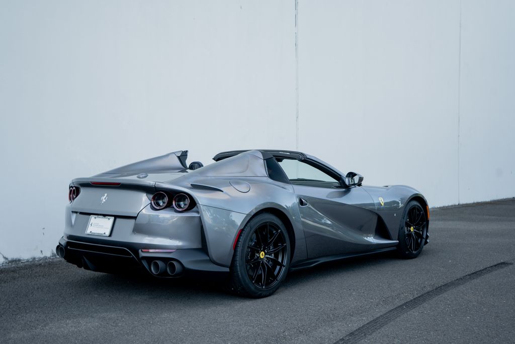 2022 Ferrari 812 GTS photo 6