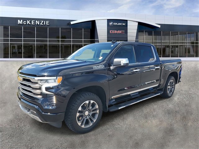 2022 Chevrolet Silverado 1500 High Country photo 2
