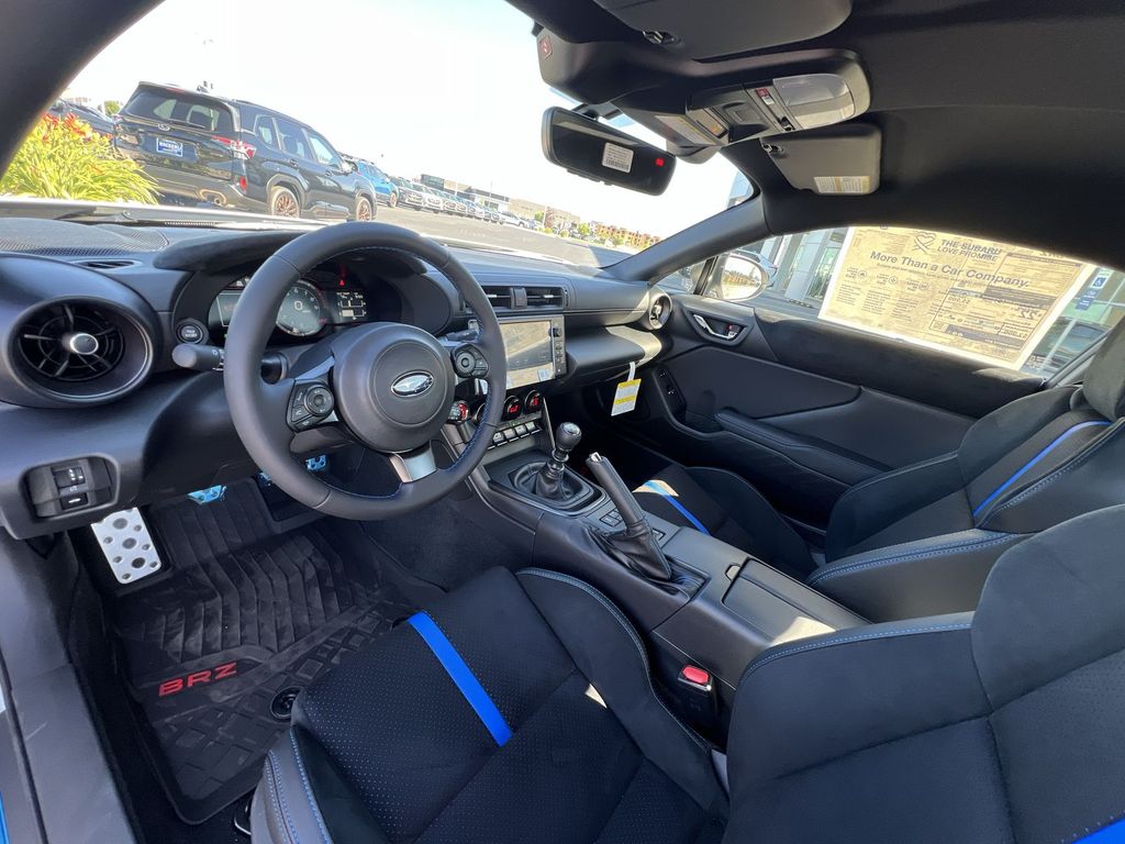 2025 Subaru BRZ tS photo 10
