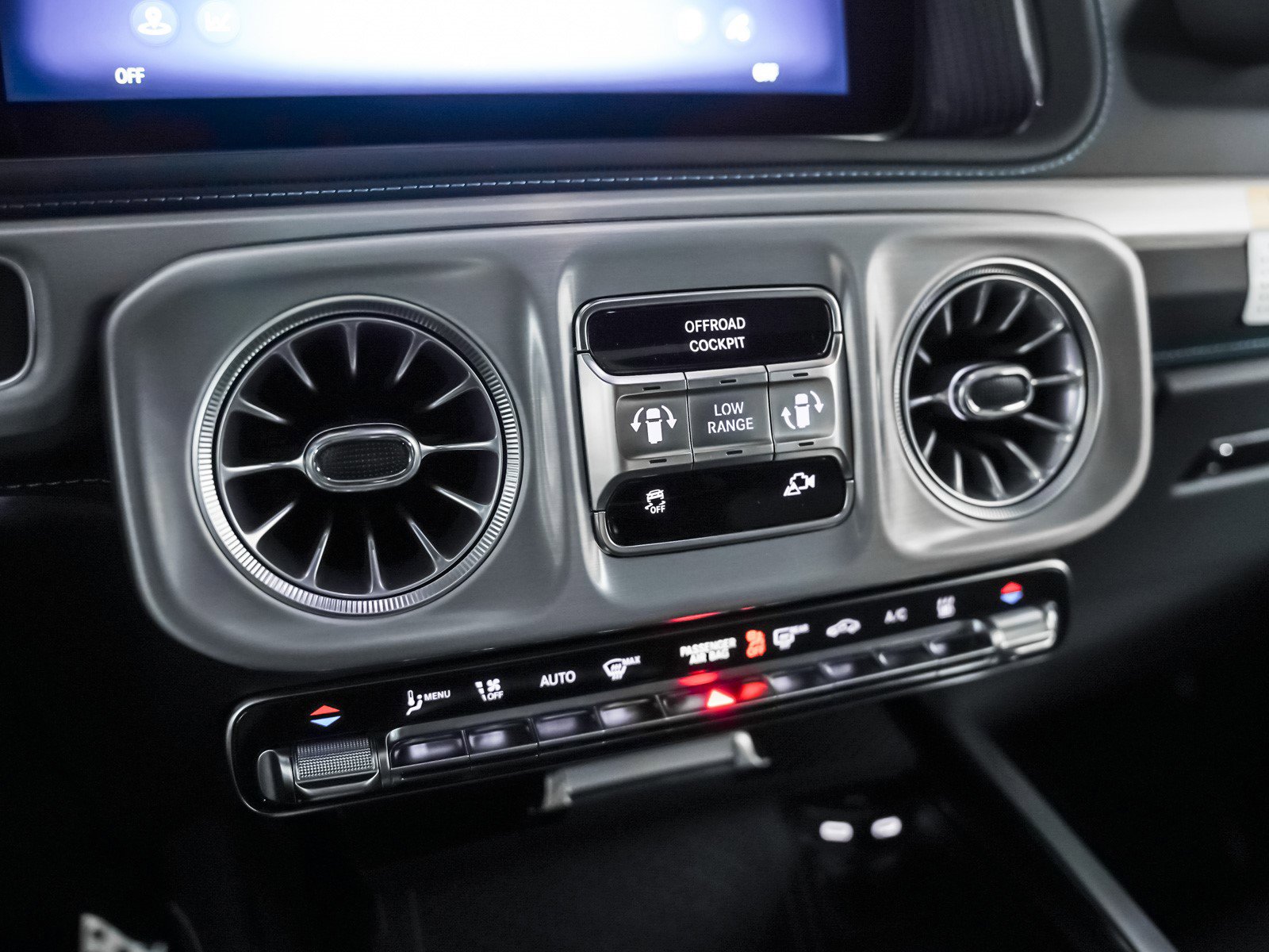 2025 Mercedes Benz G photo 16