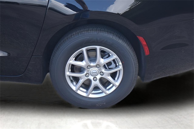 2025 Chrysler Pacifica photo 21