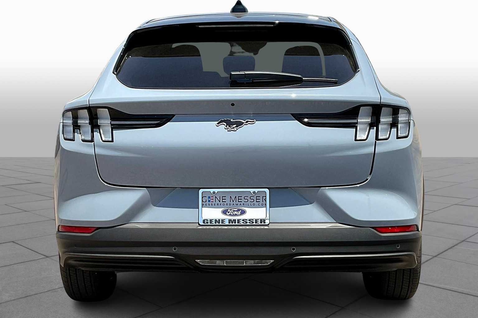 2025 Ford Mustang Mach-E Select photo 4