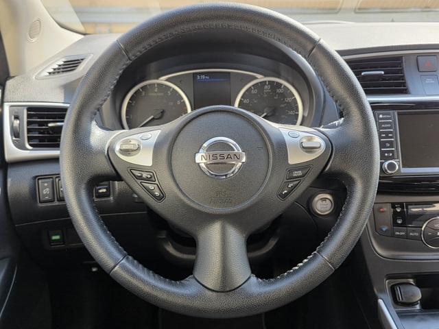 2019 Nissan Sentra SV photo 16