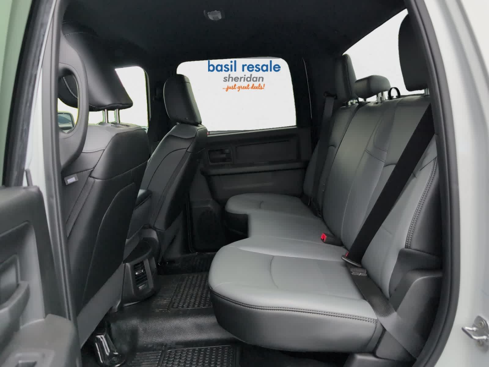 2025 Ram 2500 Tradesman photo 16