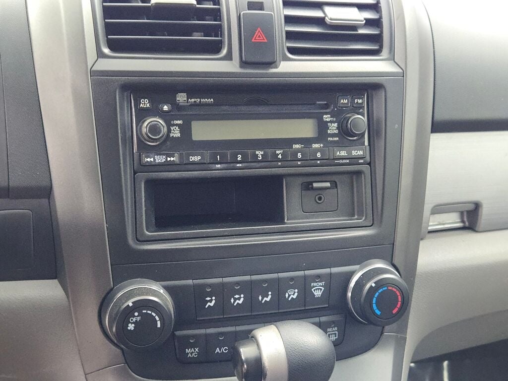 2011 Honda CR-V LX photo 23
