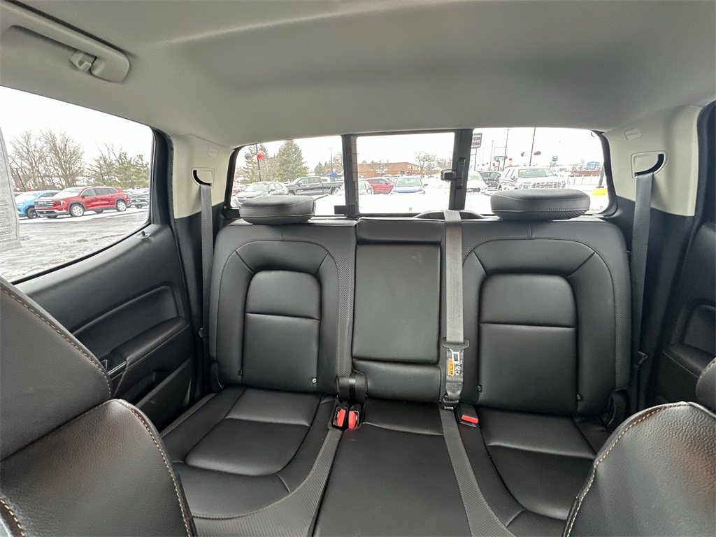 2022 GMC CANYON - Image 17