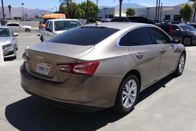 2022 Chevrolet Malibu 1LT photo 3
