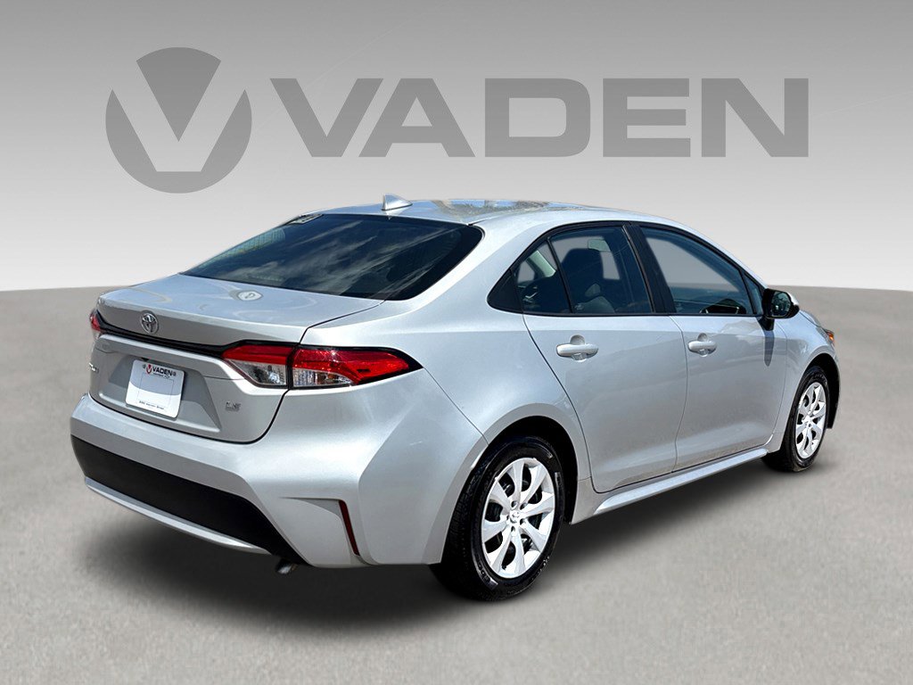 2022 Toyota Corolla LE photo 22