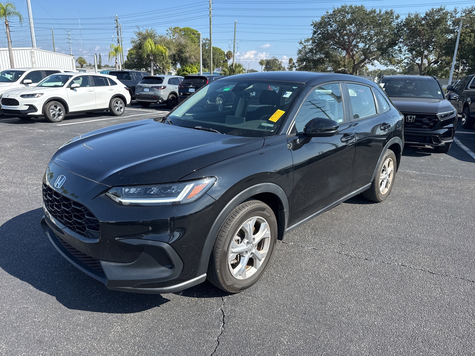 2024 Honda HR-V LX photo 3