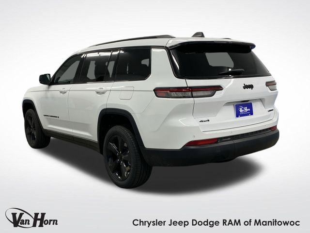 2025 Jeep Grand Cherokee Limited photo 3