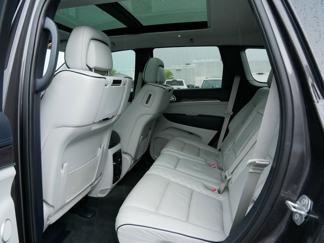 2020 Jeep Grand Cherokee Summit photo 10