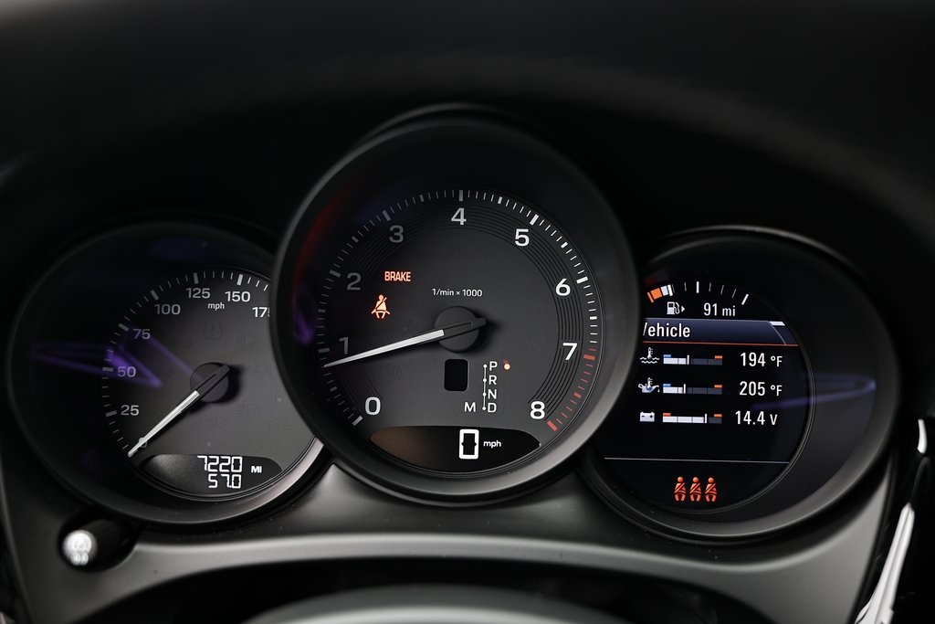 2024 Porsche Macan S photo 34