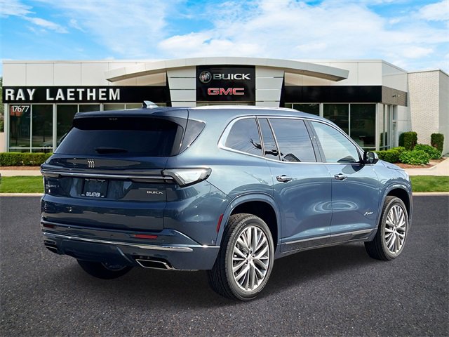 2026 Buick Enclave Avenir photo 4