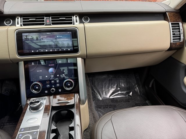 2020 Land Rover Range Rover SuperCharged photo 17