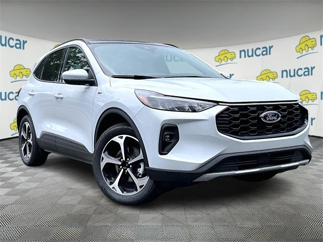 New 2025 Ford Escape Hybrid ST-Line Select