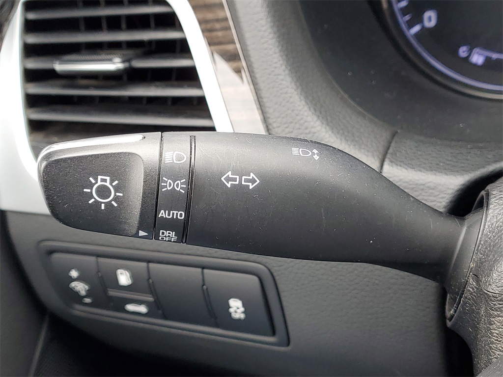 2015 Hyundai Genesis 3.8 photo 13