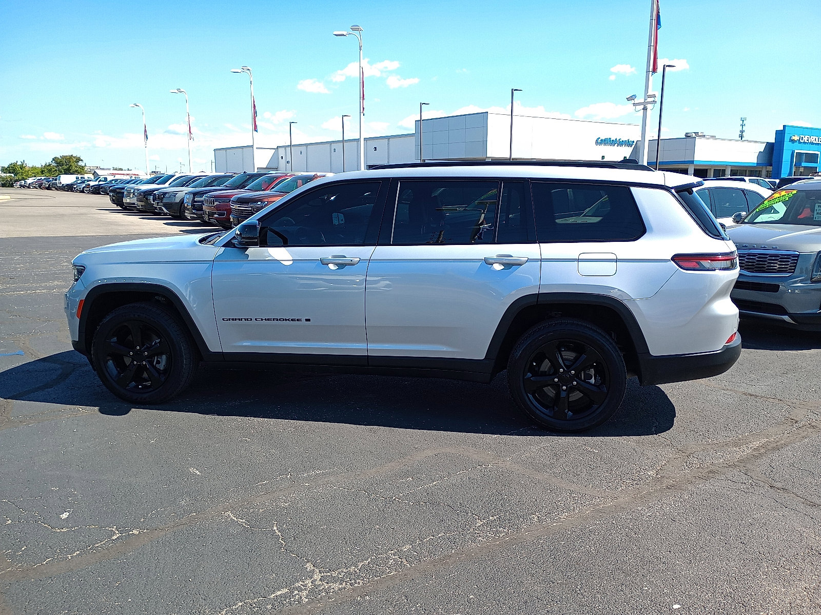 2022 Jeep Grand Cherokee Altitude photo 3