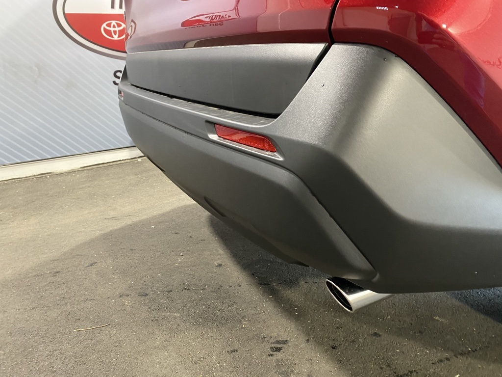 2025 Toyota RAV4 LE photo 15