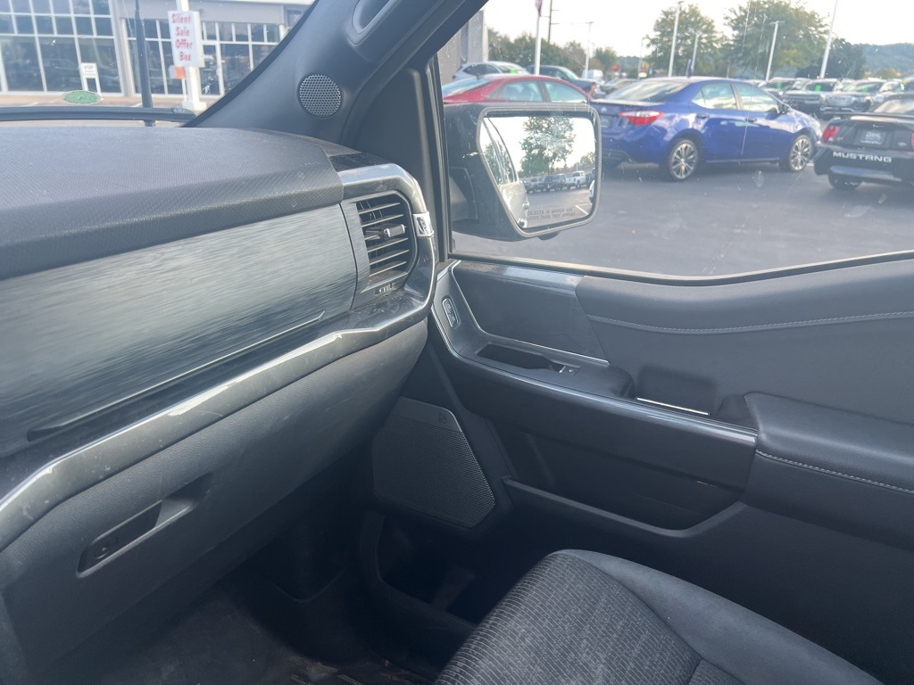 2021 Ford F-150 XLT photo 25