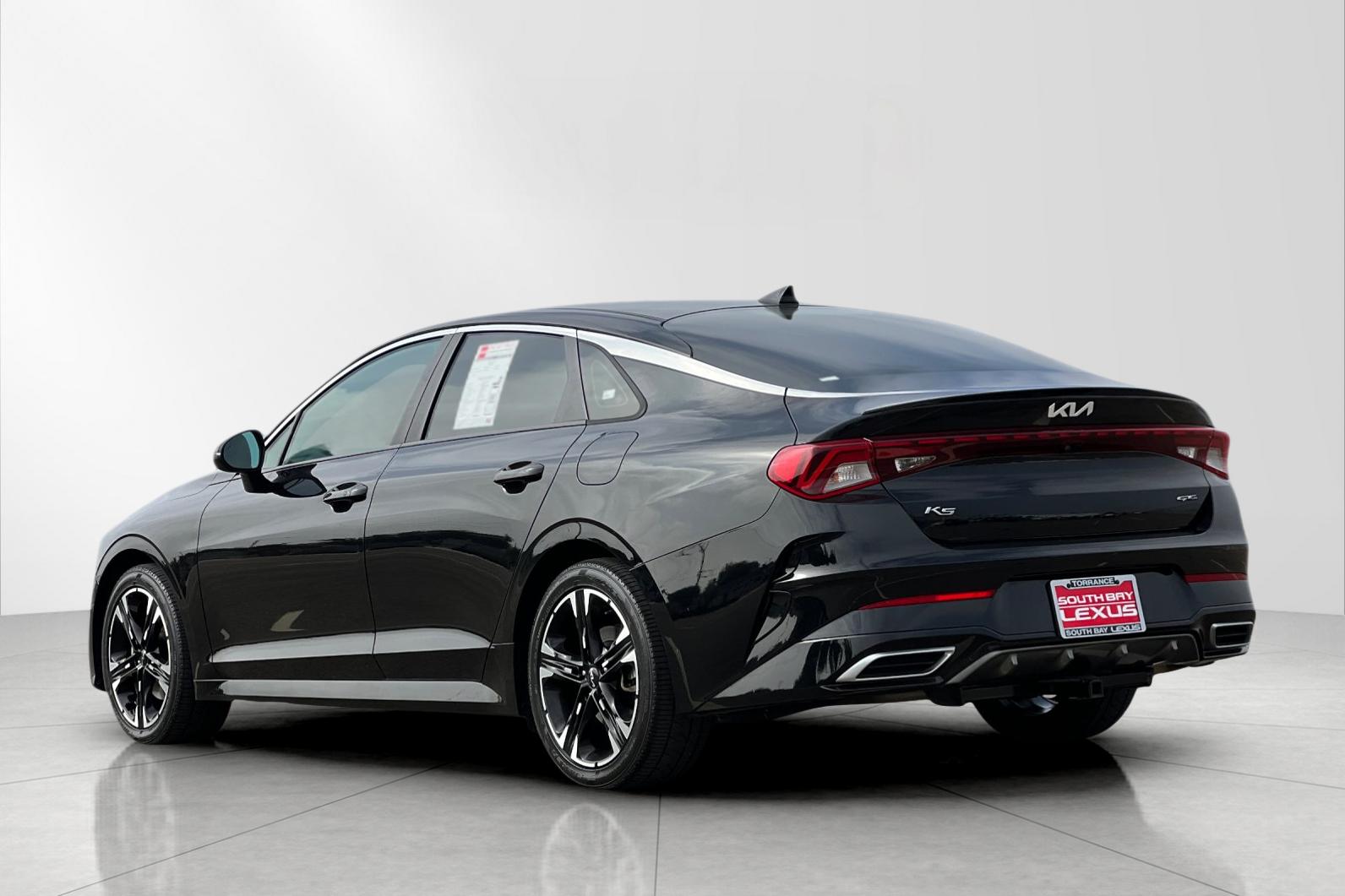 2022 Kia K5 GT-Line photo 3