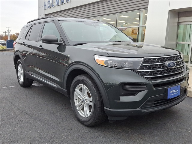 2022 Ford Explorer XLT photo 2