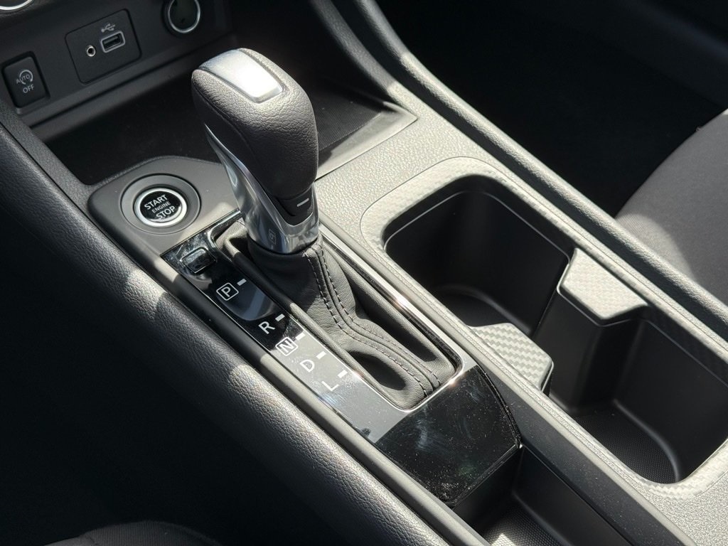 2025 Nissan Sentra S photo 15