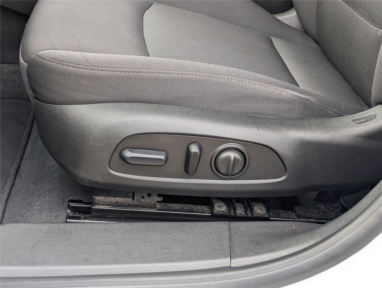 2023 Chevrolet Malibu 1LT photo 10